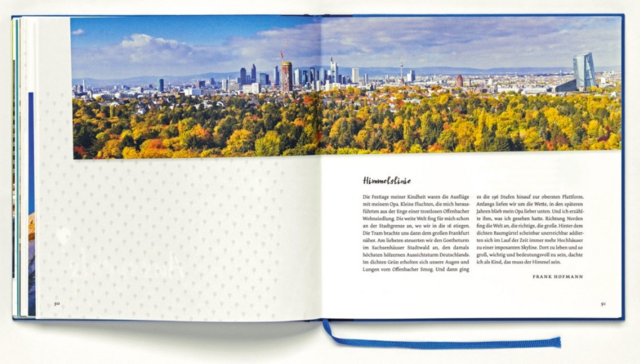 Die Doppelseite aus dem Buch Andere Orte zeigt die Skyline einer großen Stadt. Darunter ein Text mit dem Titel "Himmelslinie".